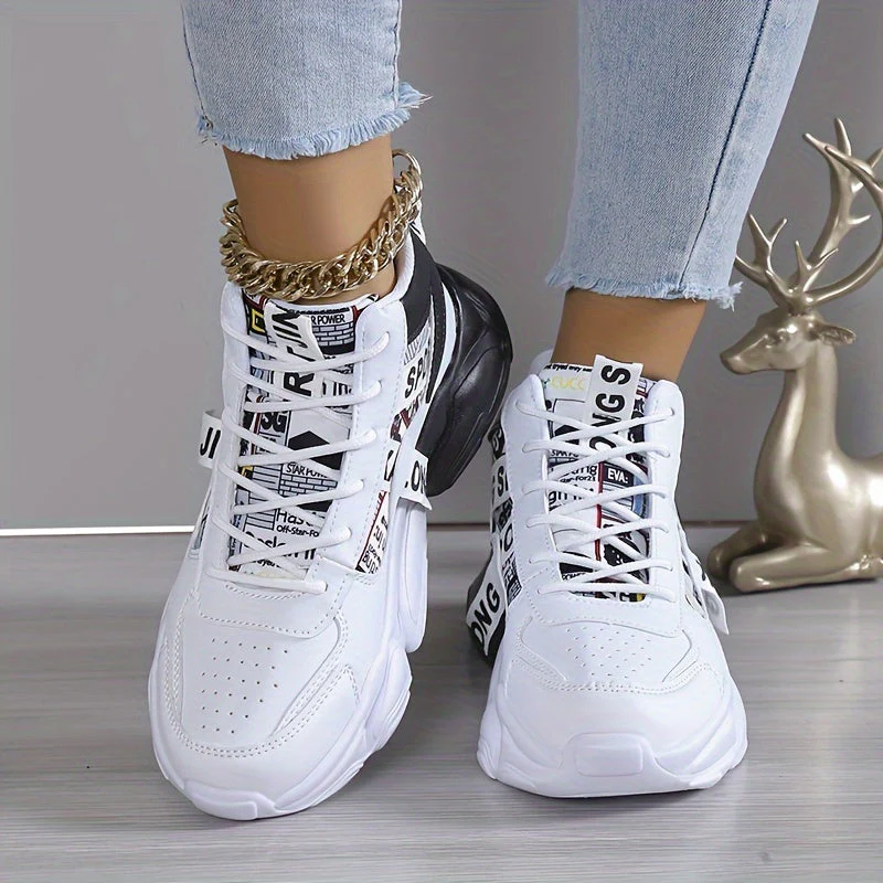 Bequeme, rutschfeste Knöchelsneaker mit Schnürsenkeln Heidi Mode - Image 2