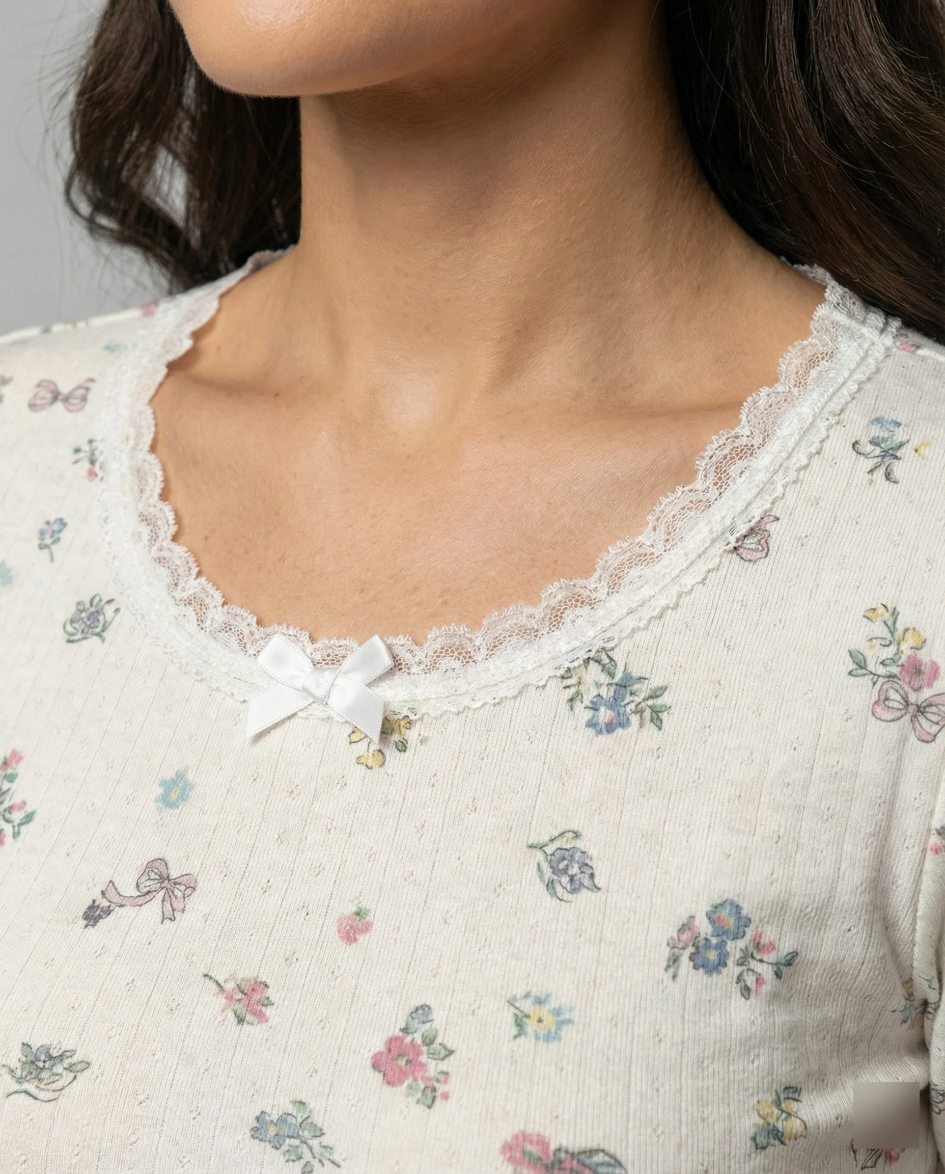 Süßes Langarmshirt mit Rundhalsausschnitt und Print für Damen - Image 2