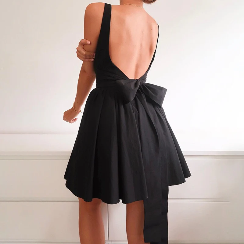 Damen A-Linien Minikleid mit quadratischem Ausschnitt und voluminösem Rock Heidi-Mode - Image 4