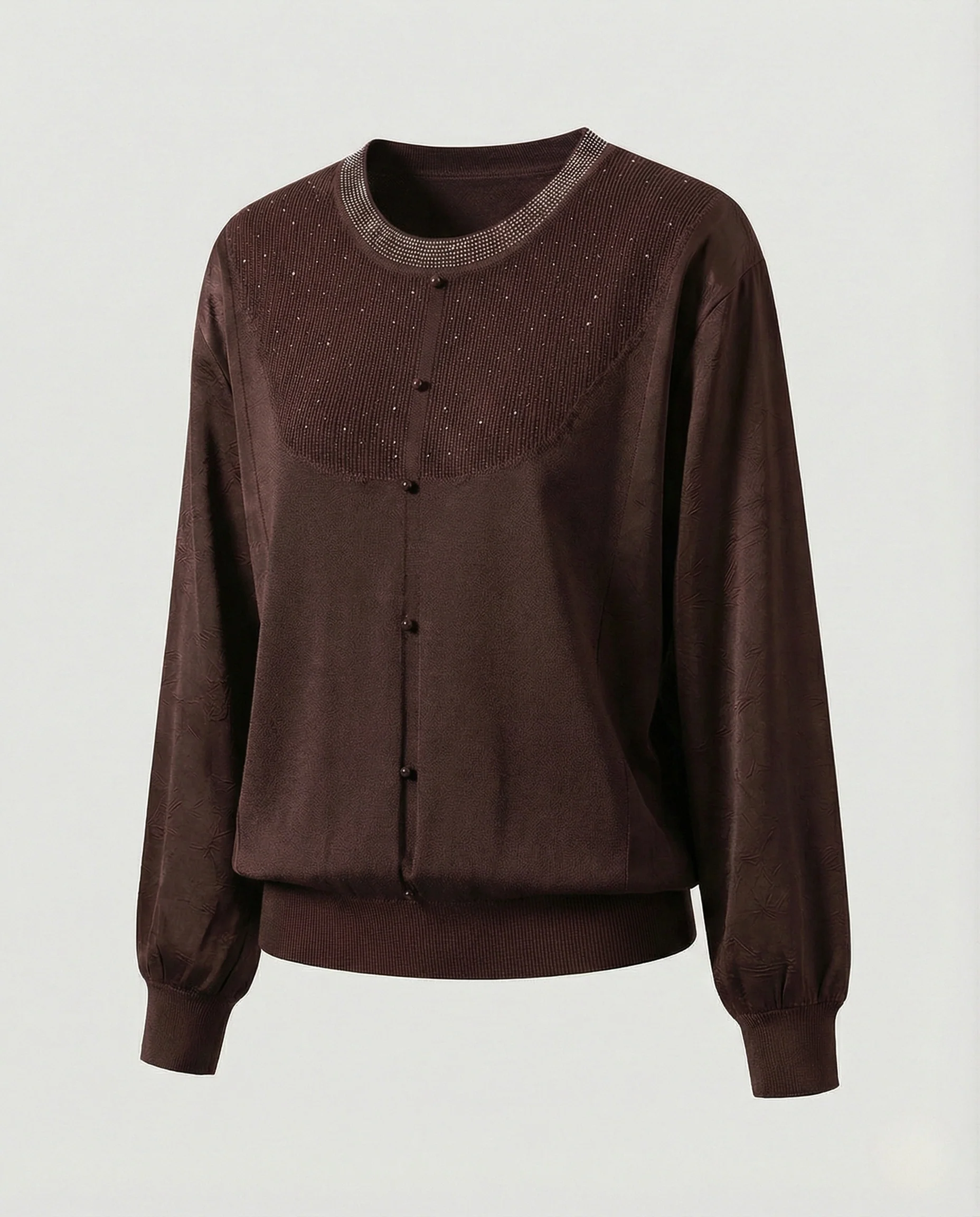 Damen Activewear fein gestrickte Rundhalsbluse mit Satinärmeln und Perlendekor sowie Zierknopfleiste Heidi Mode - Image 8