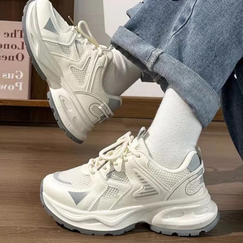 Damen Atmungsaktive Fitness-Sneaker mit dämpfender Sohle und modernem Design Heidi Mode - Image 3