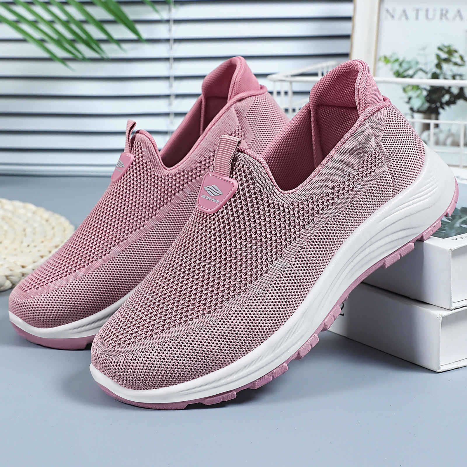 Damen Atmungsaktive Komfort-Sneaker mit elastischem Einsatz und dämpfender Sohle Heidi Mode