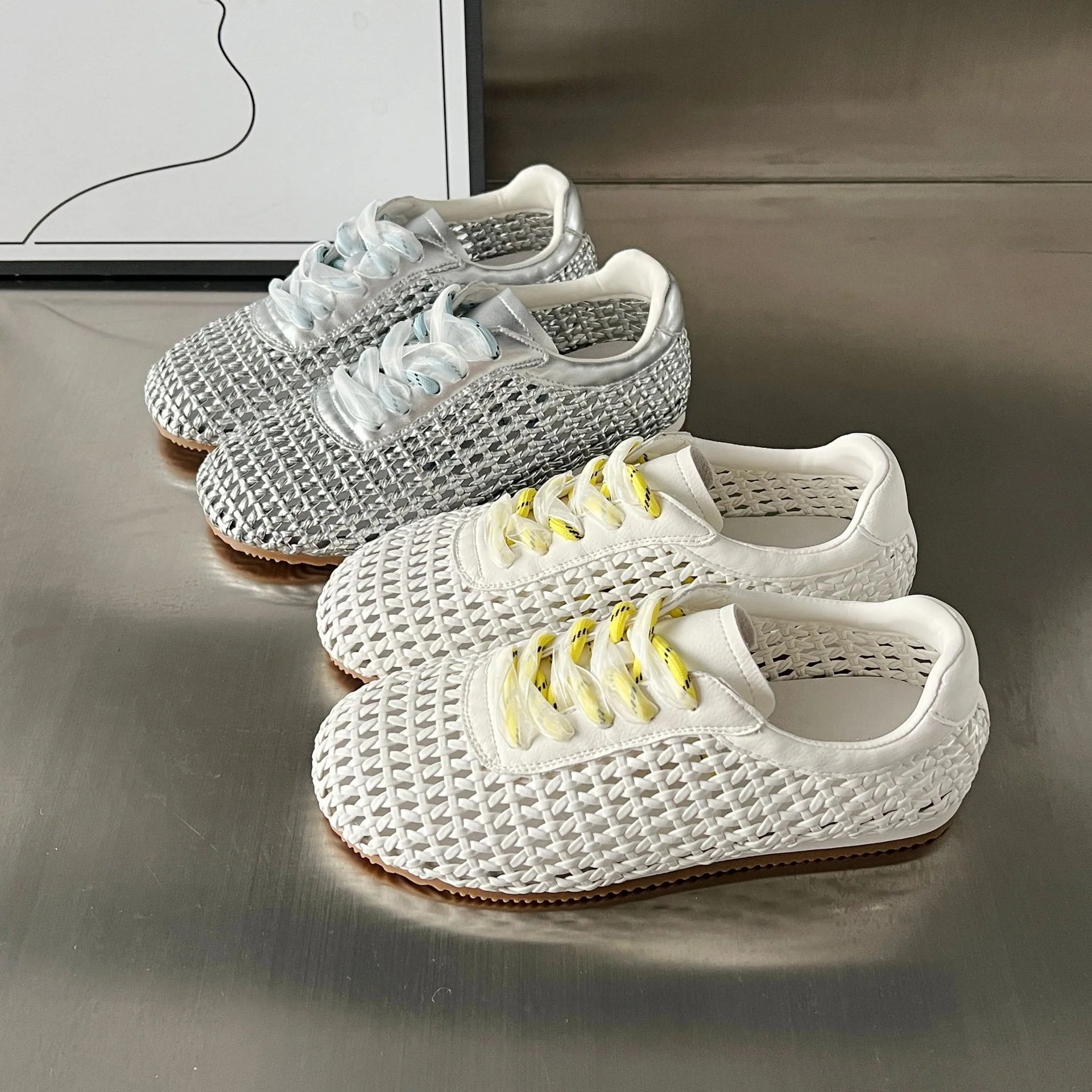 Damen Atmungsaktive Lace-Up Sneakers mit modischem Netzdesign Heidi Mode - Image 3