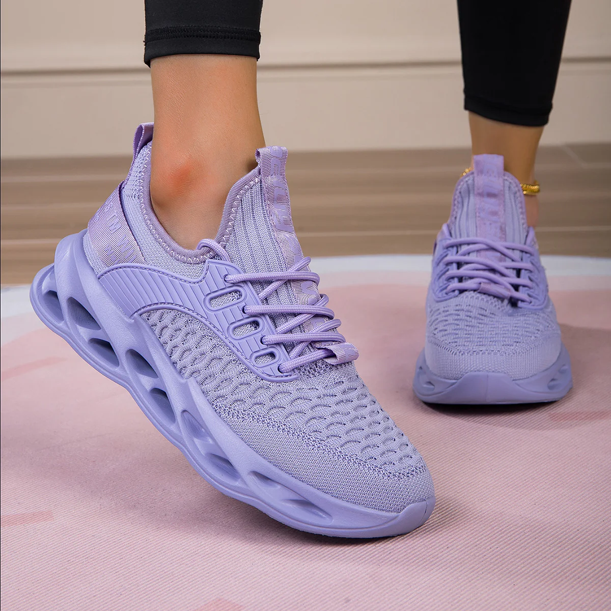 Damen Atmungsaktive Laufschuhe mit elastischem Obermaterial und griffiger Sohle Heidi Mode - Image 2