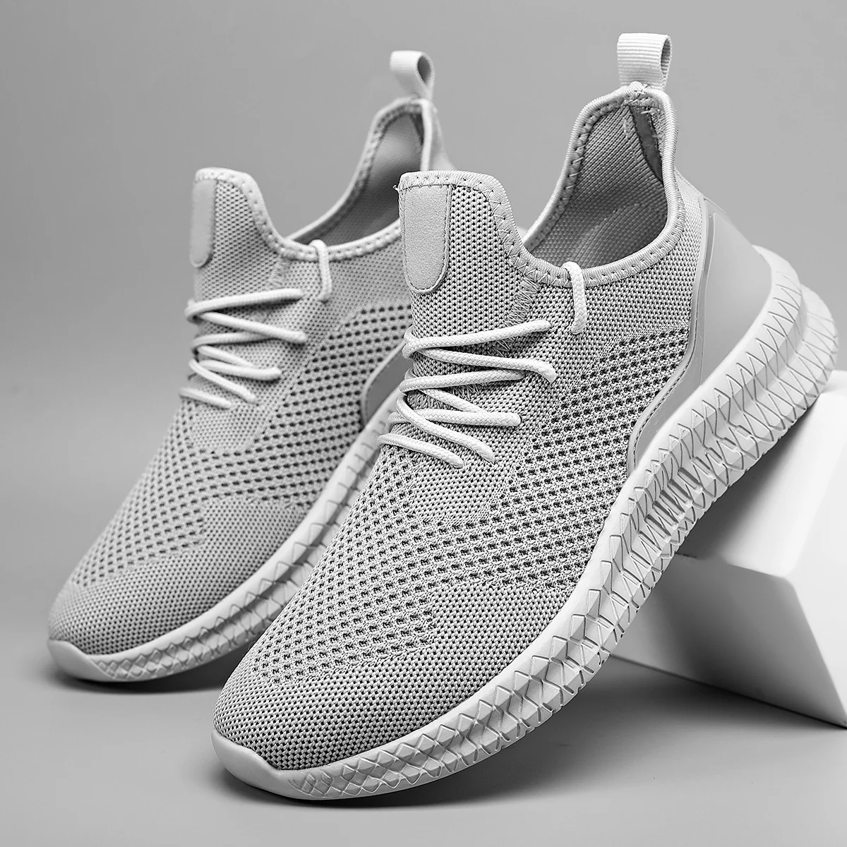 Damen Atmungsaktive Performance Sneakers mit flexiblem Netzoberteil und stoßdämpfender Sohle Heidi Mode - Image 4