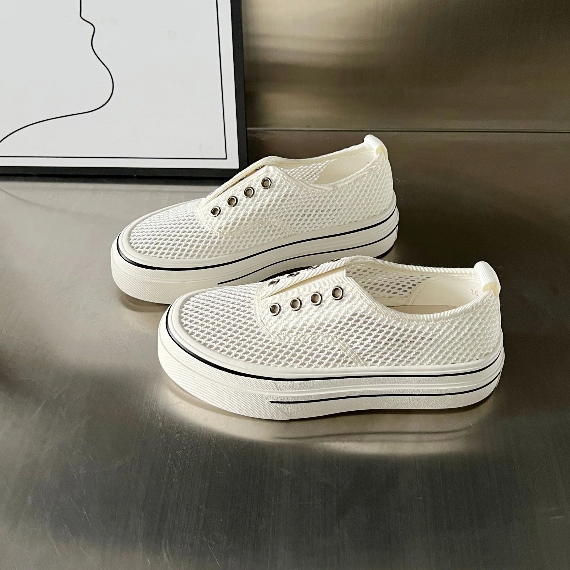 Damen Atmungsaktive Sneaker aus Mesh mit bequemem Innenfutter Heidi Mode - Image 8
