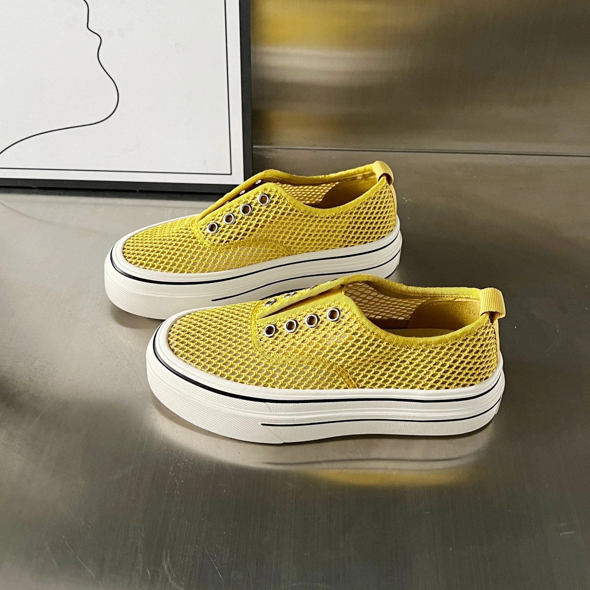 Damen Atmungsaktive Sneaker aus Mesh mit bequemem Innenfutter Heidi Mode - Image 9