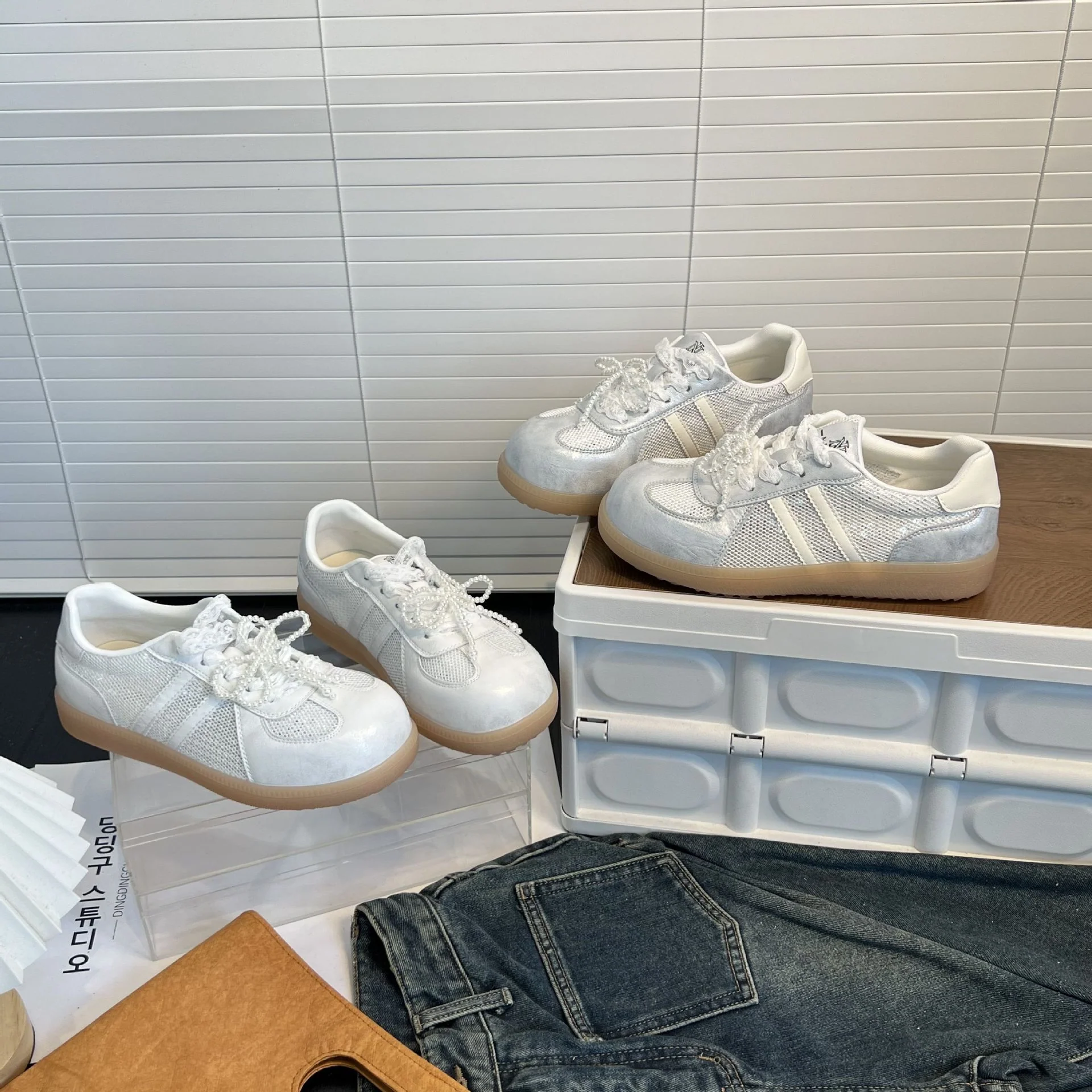Damen Atmungsaktive Sneakers mit eleganten Details Heidi Mode - Image 3