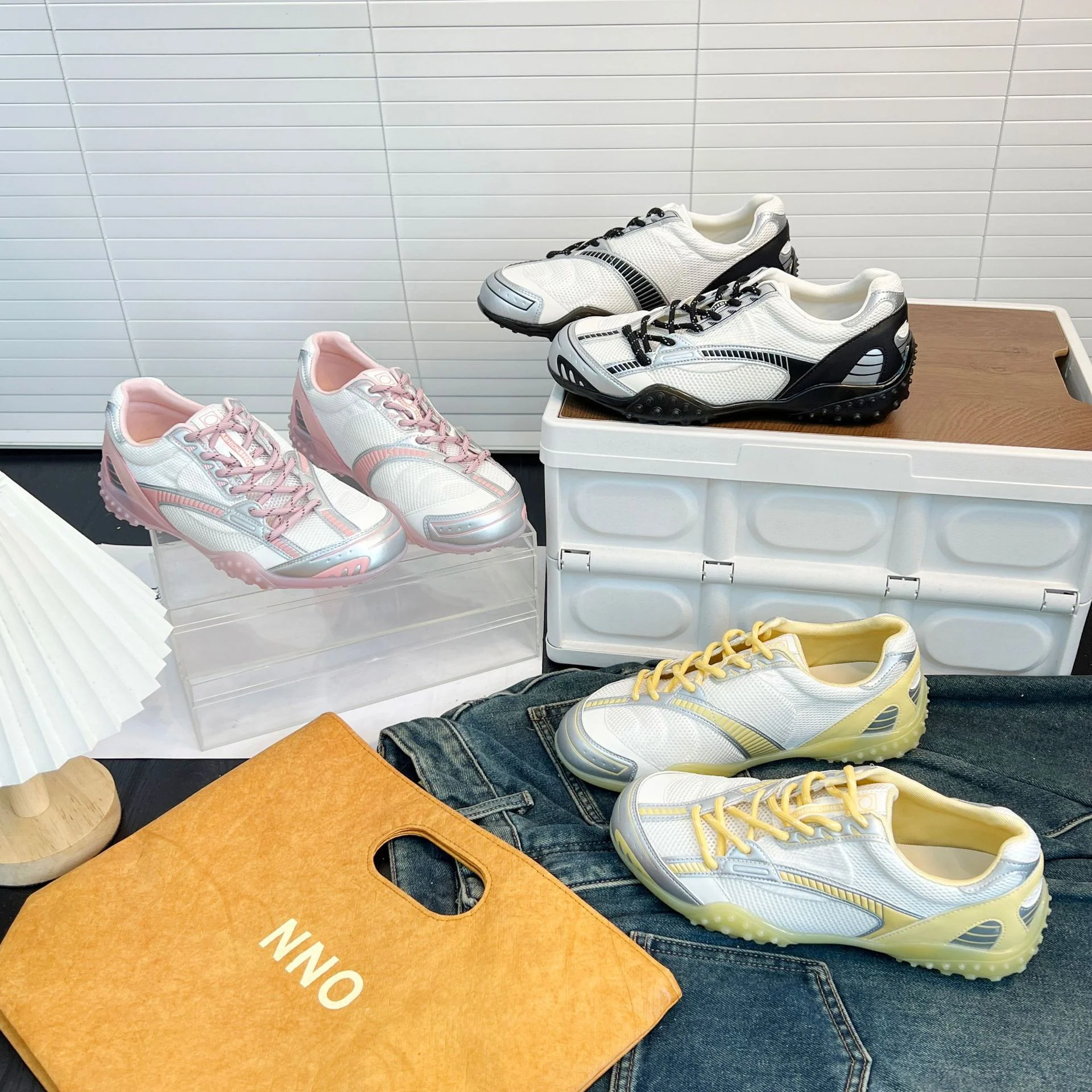 Damen Atmungsaktive Sport Sneakers mit innovativem Design und rutschfester Sohle Heidi Mode - Image 4