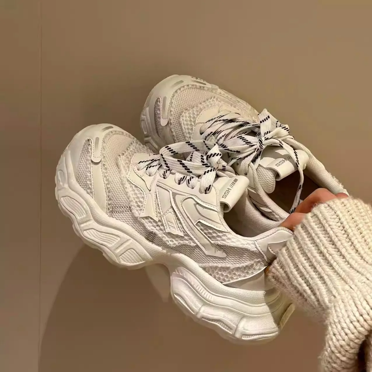 Damen Atmungsaktive Sport Sneakers mit innovativer Dämpfungstechnologie Heidi Mode - Image 3