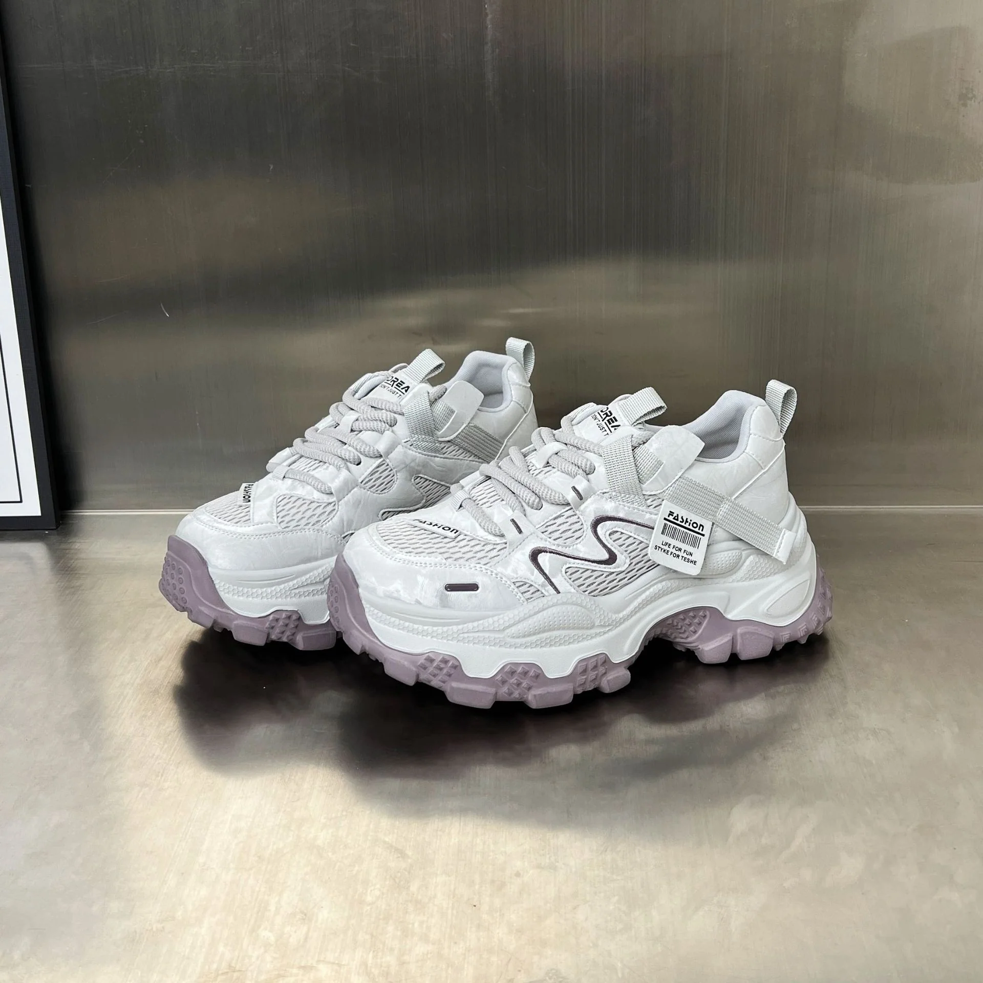 Damen Atmungsaktive Sportsneakers mit ergonomischer Dämpfungstechnologie Heidi Mode - Image 2