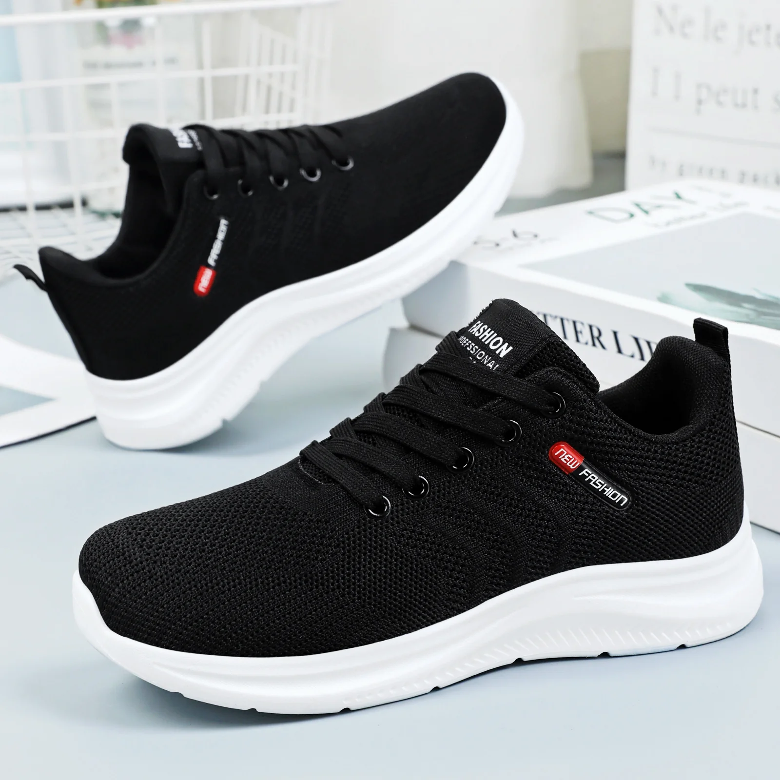 Damen Atmungsaktive und bequeme Sneaker mit elastischem Strickdesign Heidi Mode - Image 3