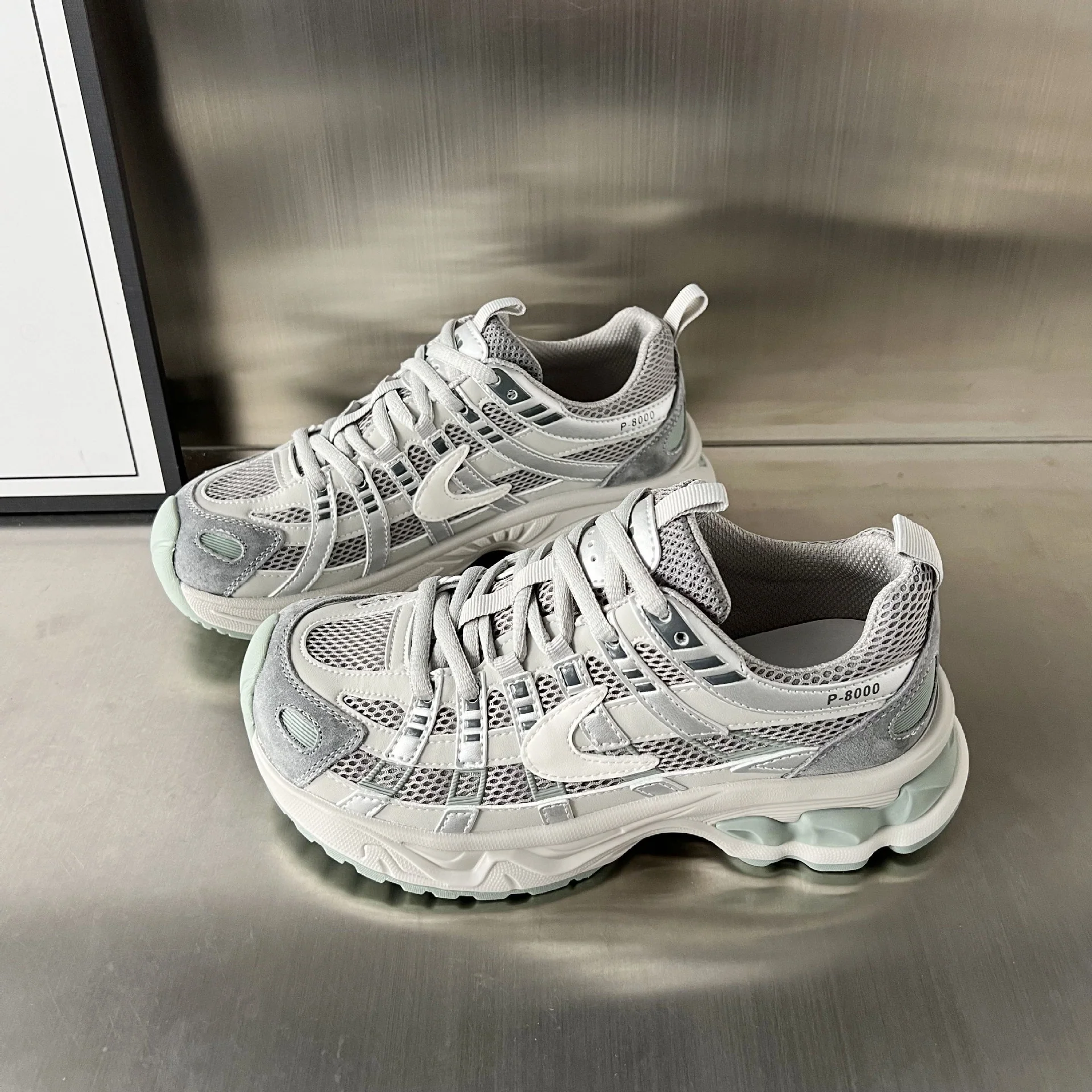 Damen Atmungsaktive und dämpfende Laufschuhe mit ergonomischer Sohle Heidi Mode - Image 6