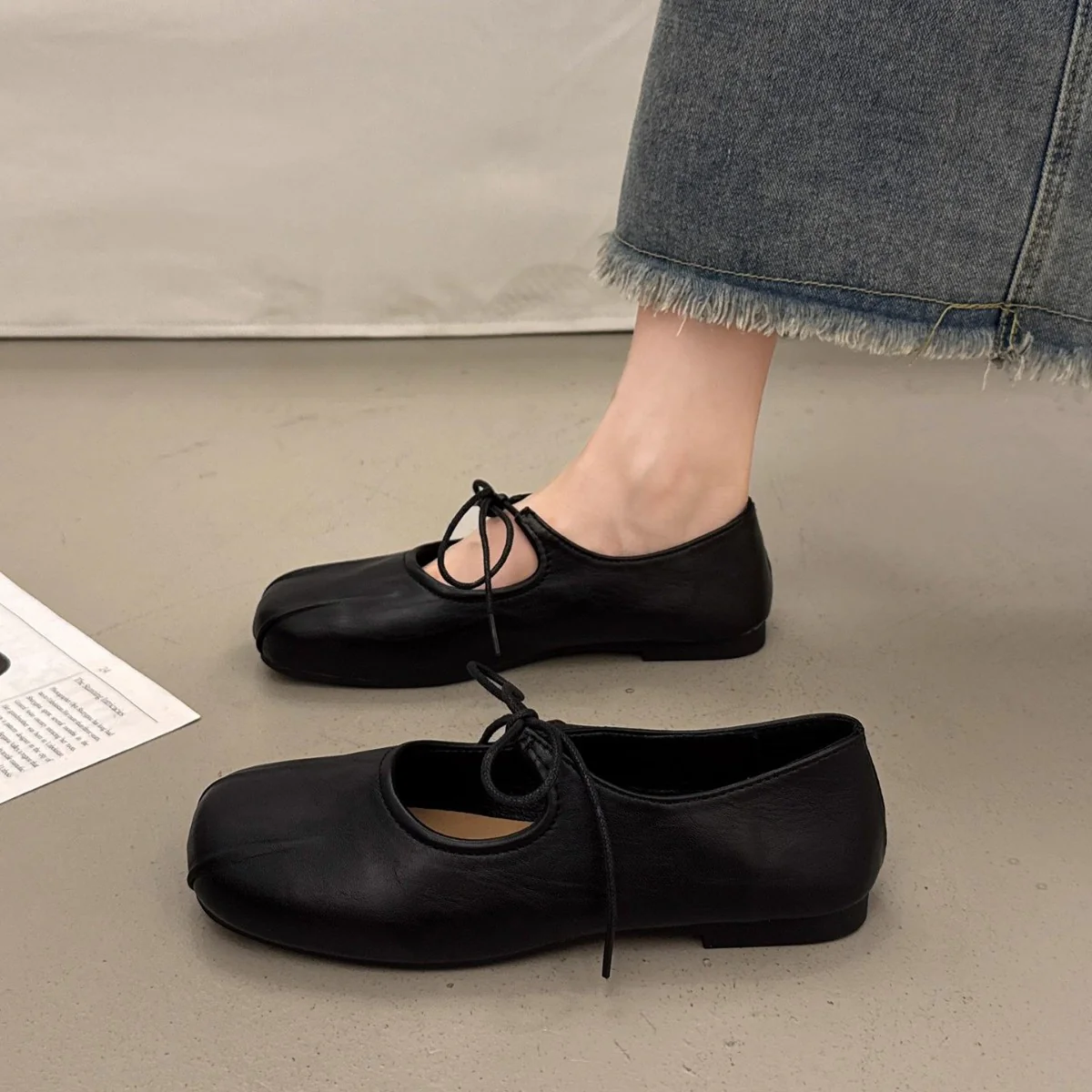 Damen Ballerina-Schuhe mit elegantem Schnürdesign und komfortablem Fußbett Heidi Mode - Image 4