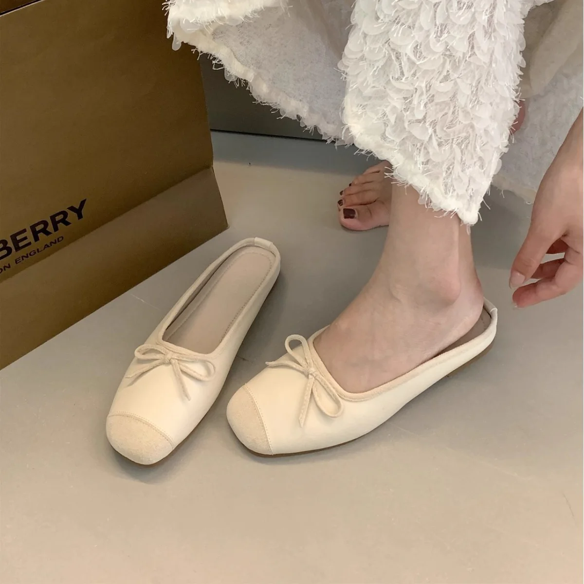 Damen Ballerina-Schuhe mit verstellbarem Schleifen-Detail Heidi Mode - Image 3