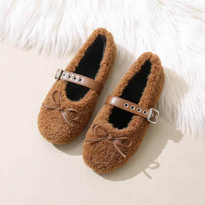 Damen Ballerinas aus kuscheligem Stoff mit verstellbarem Riemen und Schleifen-Applikation Heidi Mode - Image 7