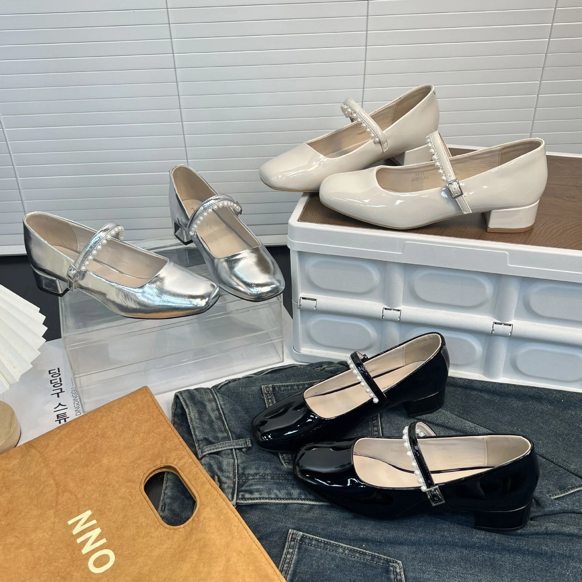 Damen Ballerinas mit dekorativer Riemenverzierung und komfortablem Absatz Heidi Mode - Image 4