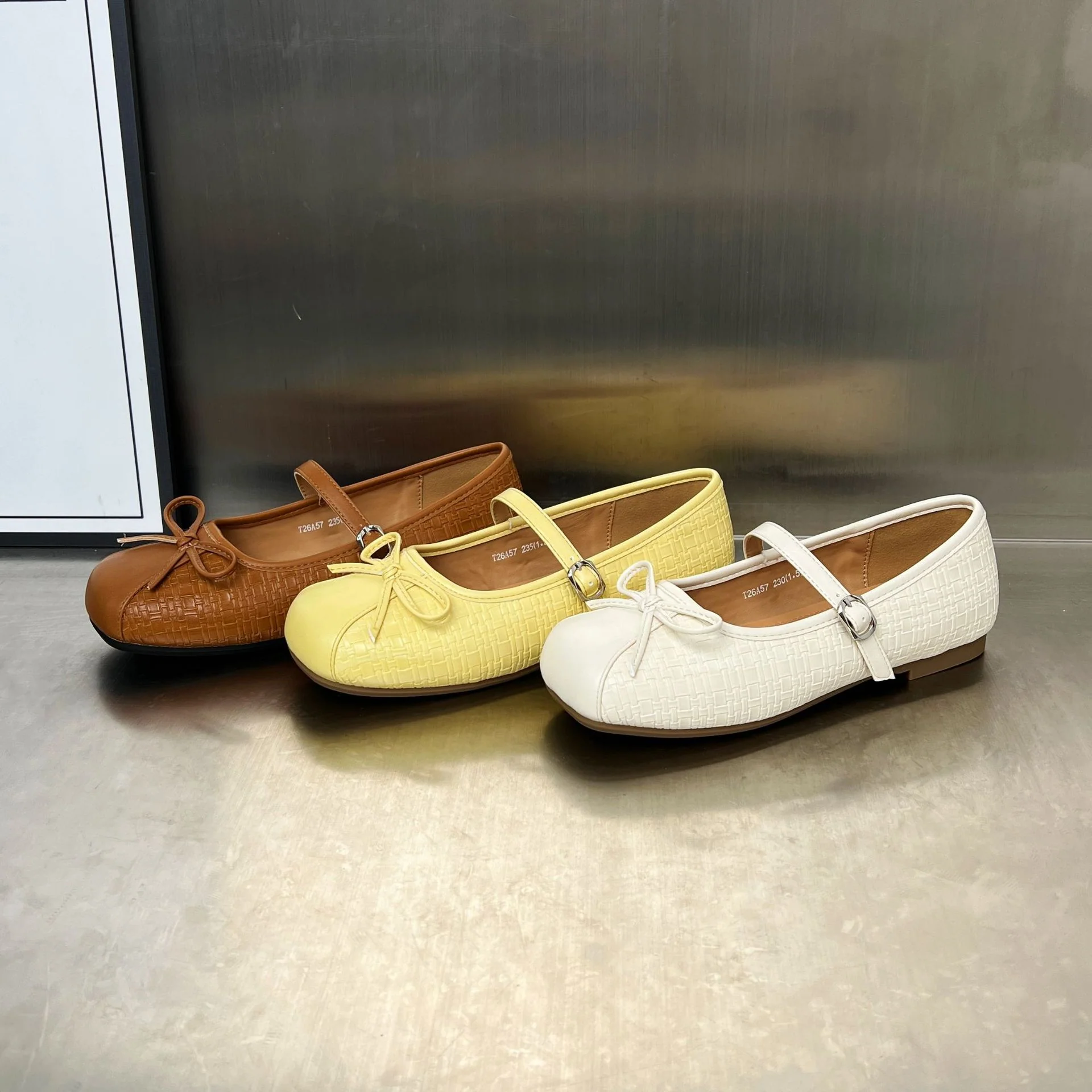 Damen Ballerinas mit dekorativer Schleifenverzierung und komfortablem Riemchenverschluss Heidi Mode - Image 4