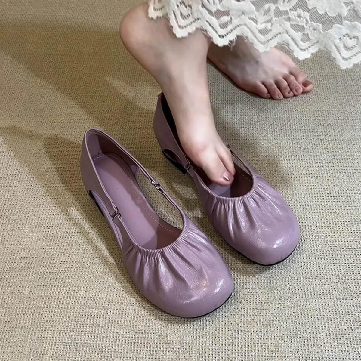 Damen Ballerinas mit elastischem Falten-Design und anpassbarem Riemen Heidi Mode - Image 3