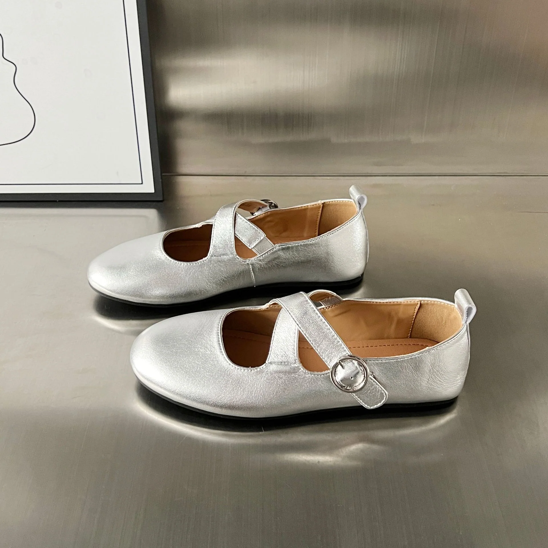 Damen Ballerinas mit elegantem Kreuzriemen und modischem Schnallenverschluss Heidi Mode - Image 3