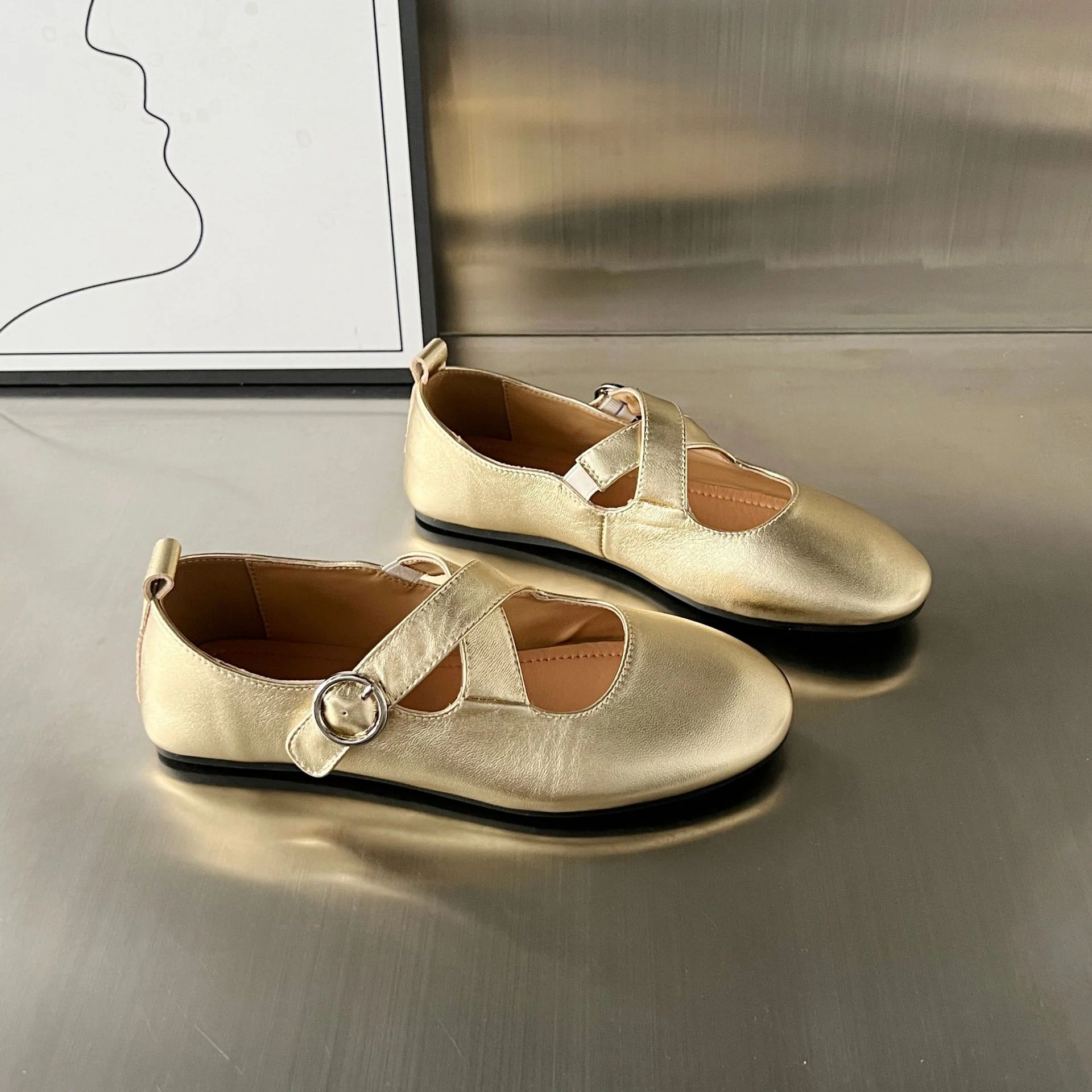 Damen Ballerinas mit elegantem Kreuzriemen und modischem Schnallenverschluss Heidi Mode - Image 5