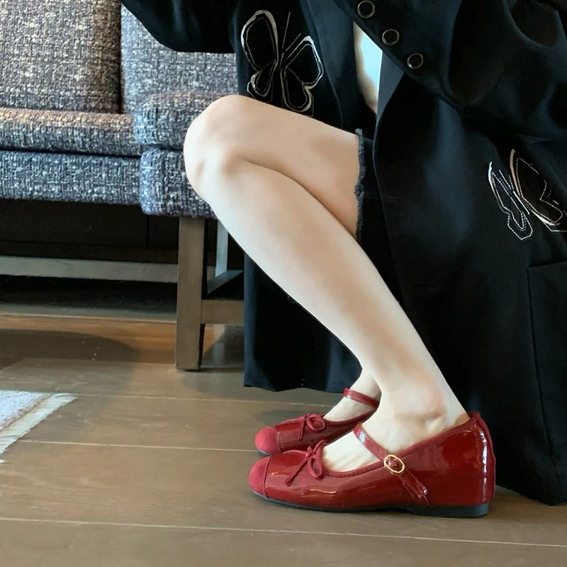 Damen Ballerinas mit elegantem Riemen und hochwertigem Lackleder Heidi Mode - Image 2