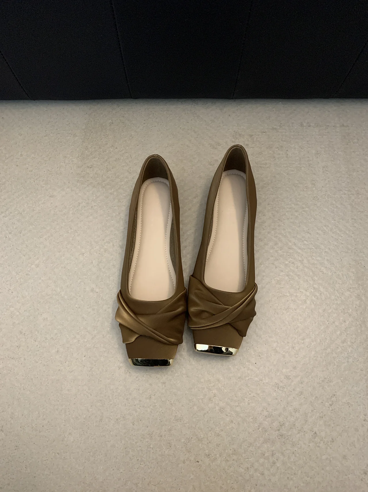 Damen Ballerinas mit eleganter Drapierung und glänzender Schuhspitze Heidi Mode - Image 7