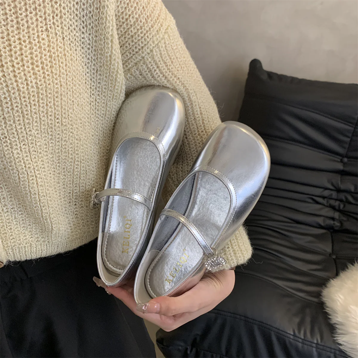 Damen Ballerinas mit eleganter Riemchenverzierung und funkelndem Schmuckdetail Heidi Mode - Image 6