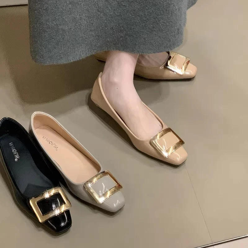 Damen Ballerinas mit eleganter Schnalle und hochwertiger Lackoberfläche Heidi Mode - Image 2