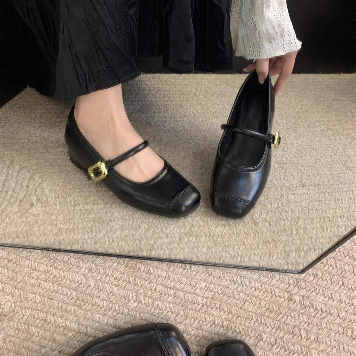 Damen Ballerinas mit eleganter Schnalle und metallischer Oberfläche Heidi Mode - Image 8