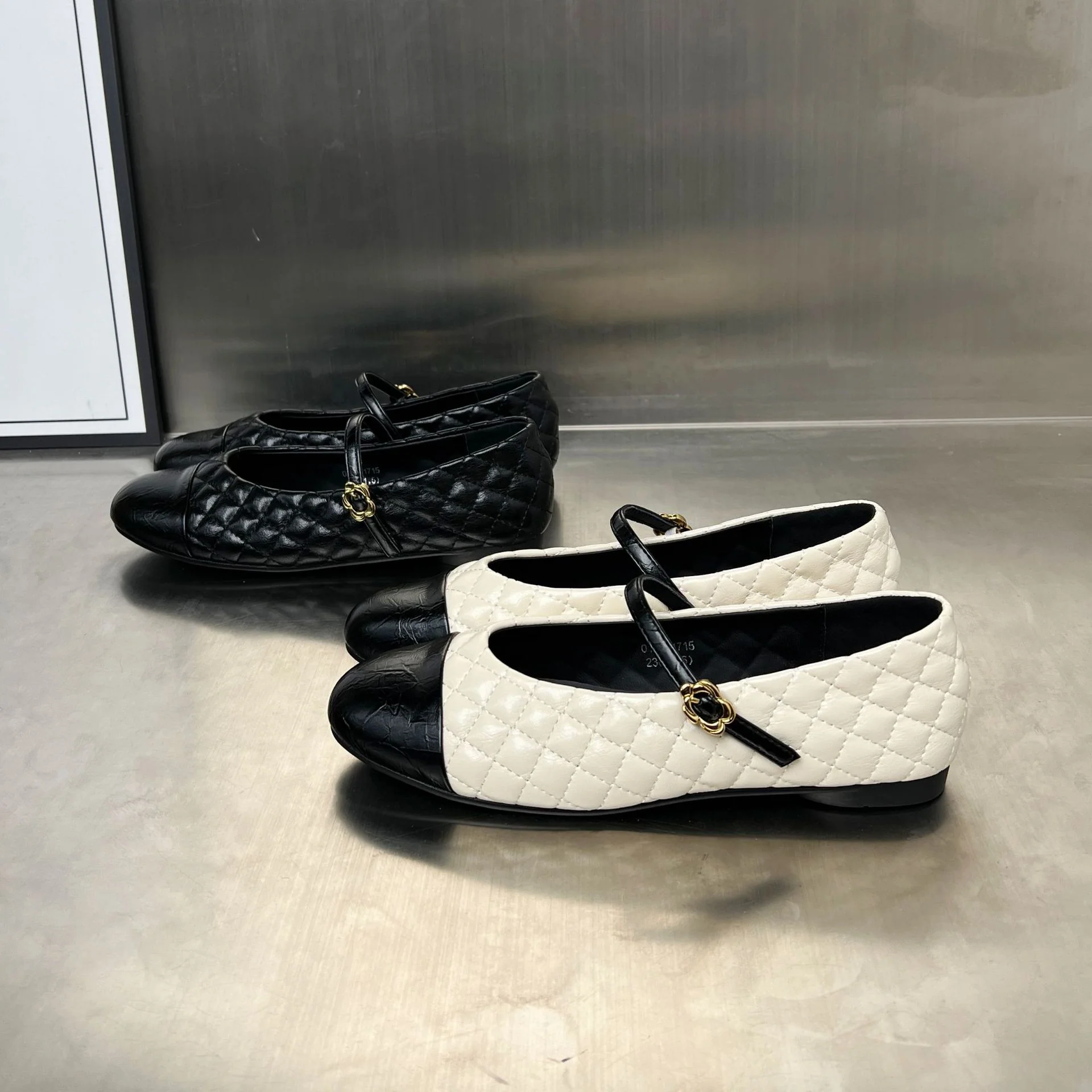 Damen Ballerinas mit eleganter Steppung und dekorativem Riemen Heidi Mode - Image 3