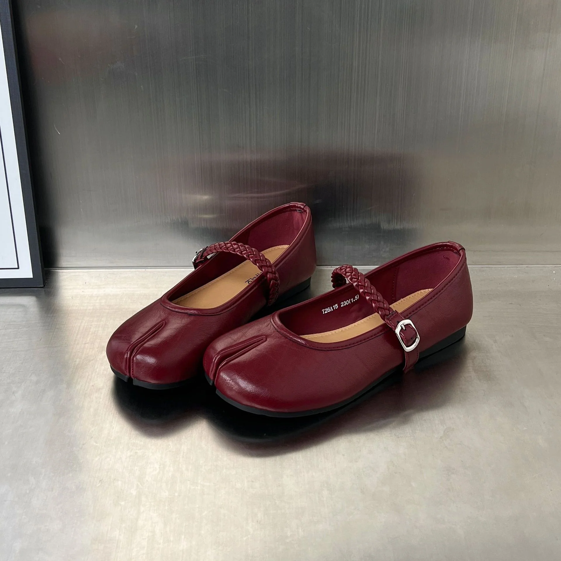 Damen Ballerinas mit geflochtenem Riemen und weichem Innenfutter Heidi Mode - Image 4