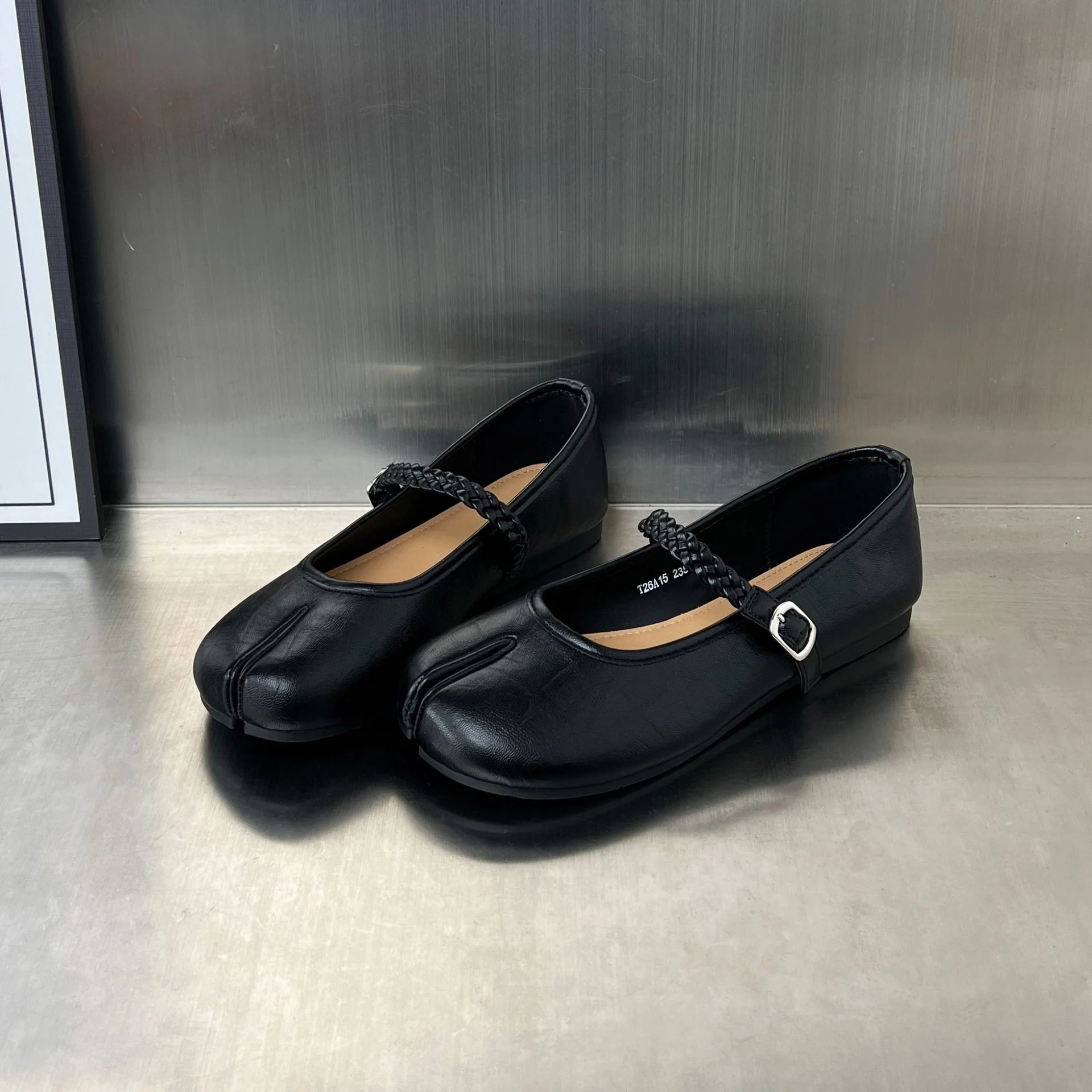 Damen Ballerinas mit geflochtenem Riemen und weichem Innenfutter Heidi Mode - Image 6