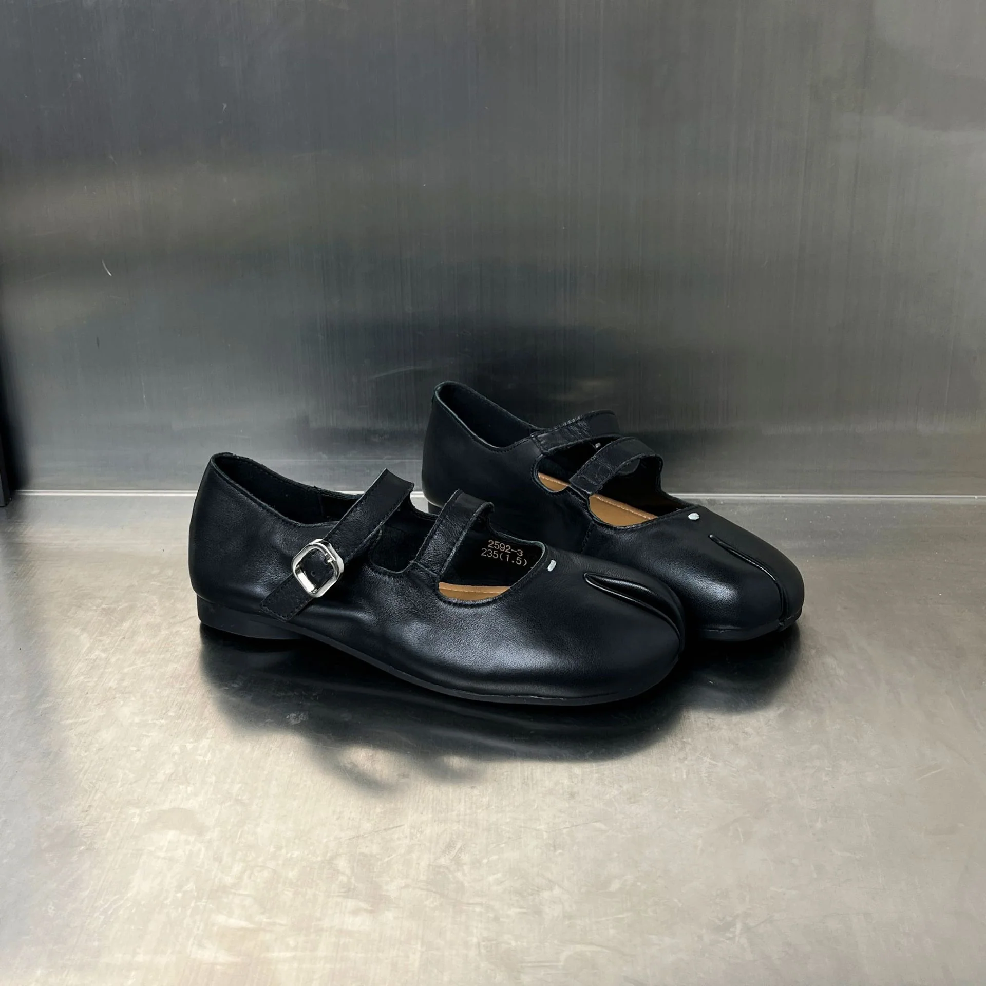 Damen Ballerinas mit modischem Riemen und anatomischem Fußbett Heidi Mode - Image 4
