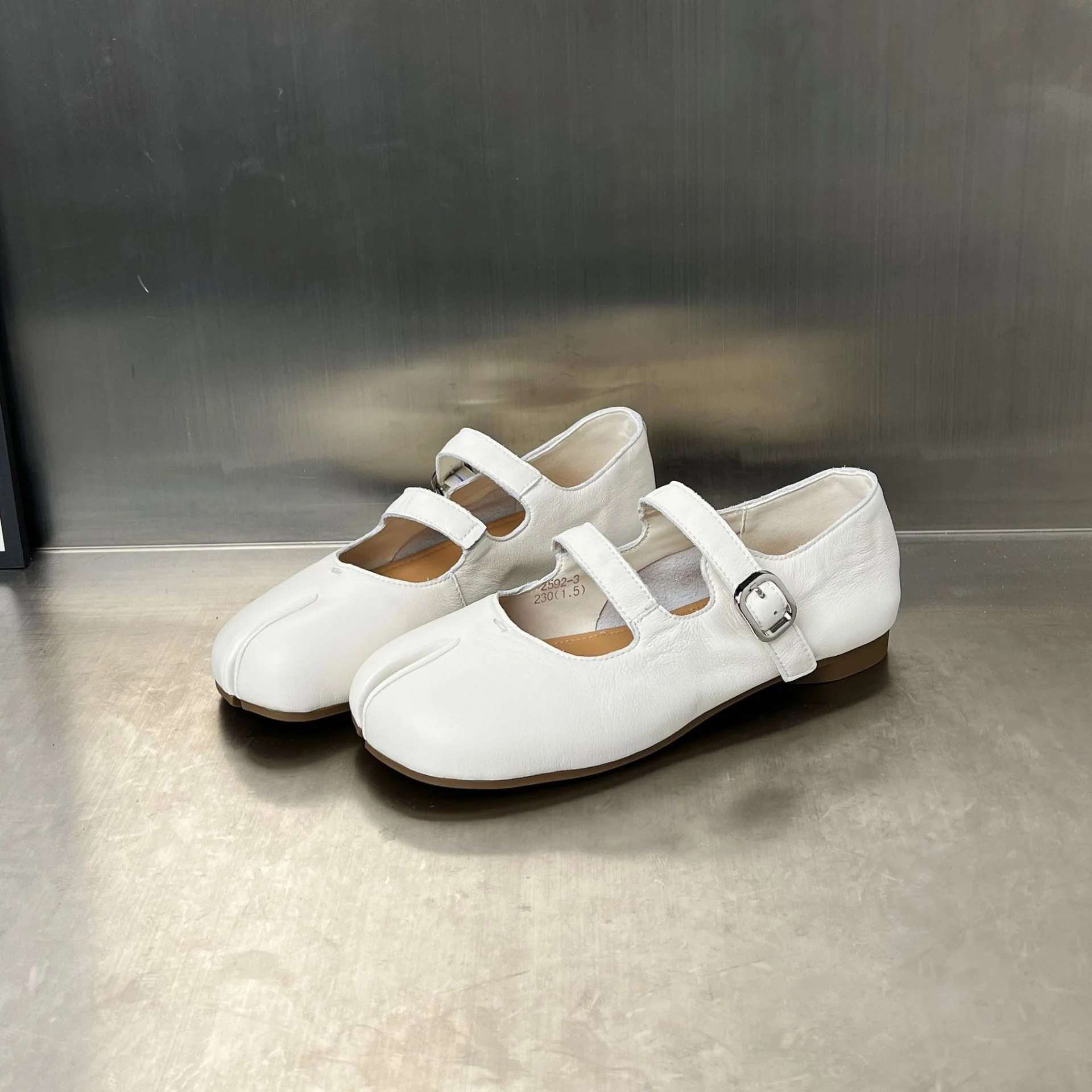 Damen Ballerinas mit modischem Riemen und anatomischem Fußbett Heidi Mode - Image 7