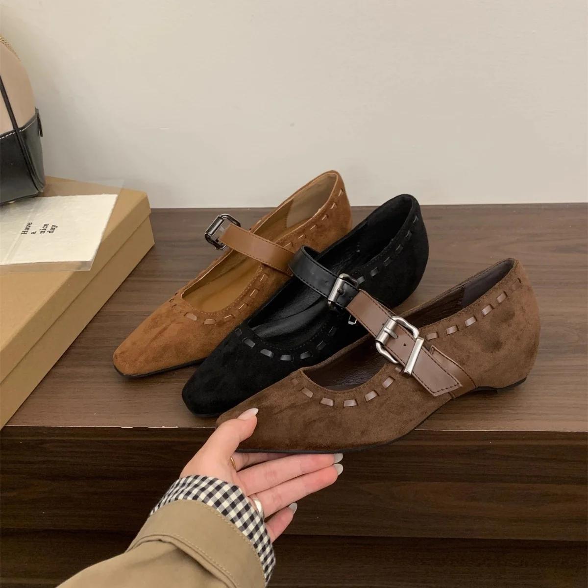 Damen Ballerinas mit modischer Schnallenapplikation und elegantem Spitzendesign Heidi Mode - Image 4
