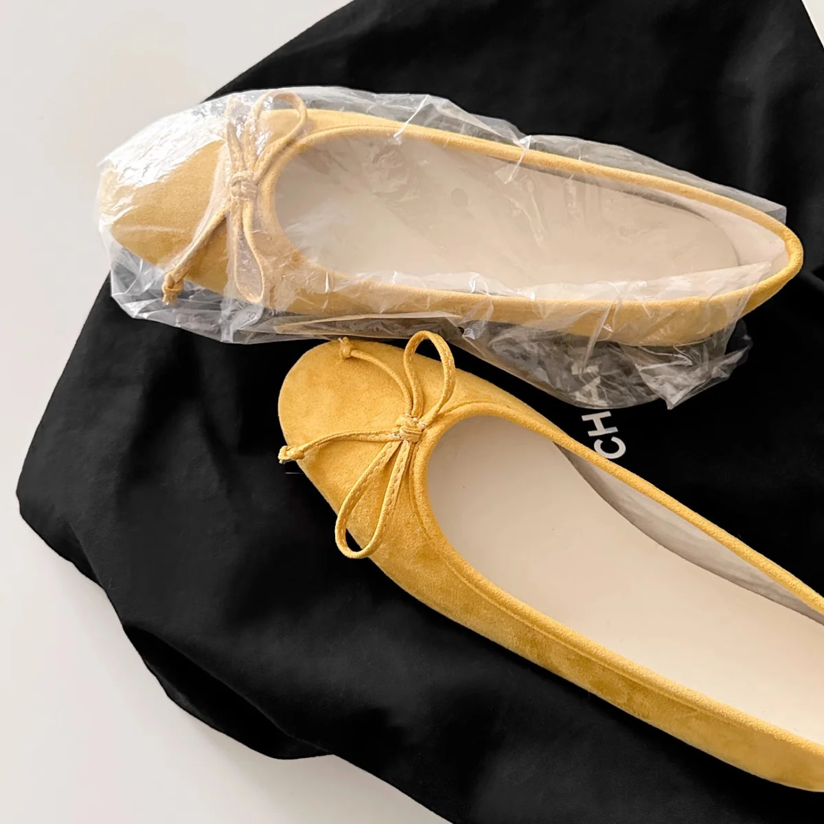 Damen Ballerinas mit zartem Schleifen-Detail und hochwertigem Wildleder Heidi Mode - Image 2