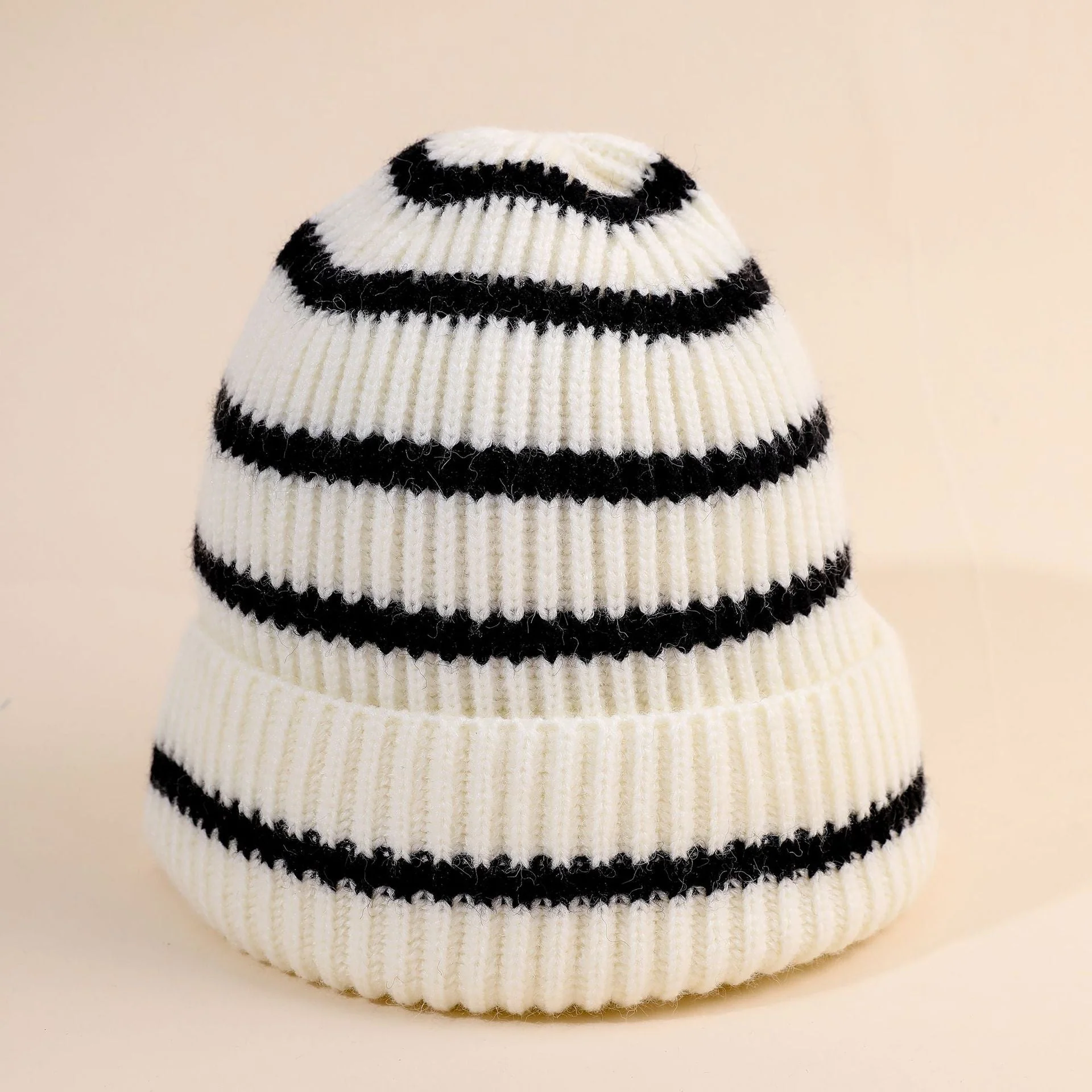 Damen Beanie-Mütze mit Gestreiftem Design und Weichem Innenfutter Heidi-Mode - Image 5
