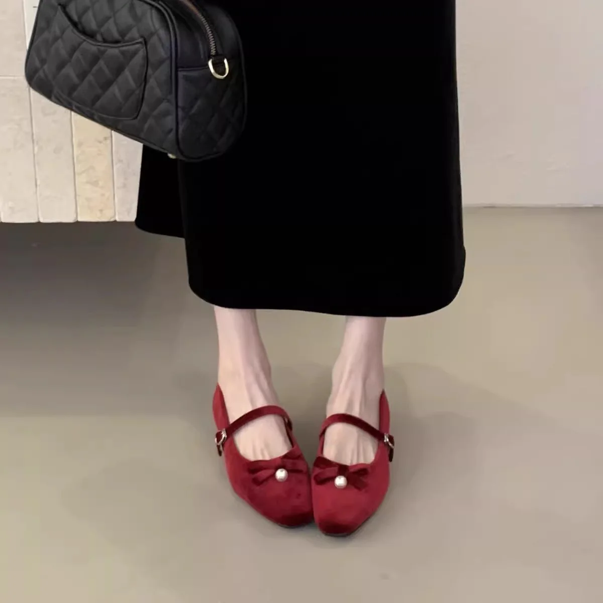 Damen bequeme Ballerinas mit dekorativem Riemen und Perlendetail Heidi Mode - Image 4