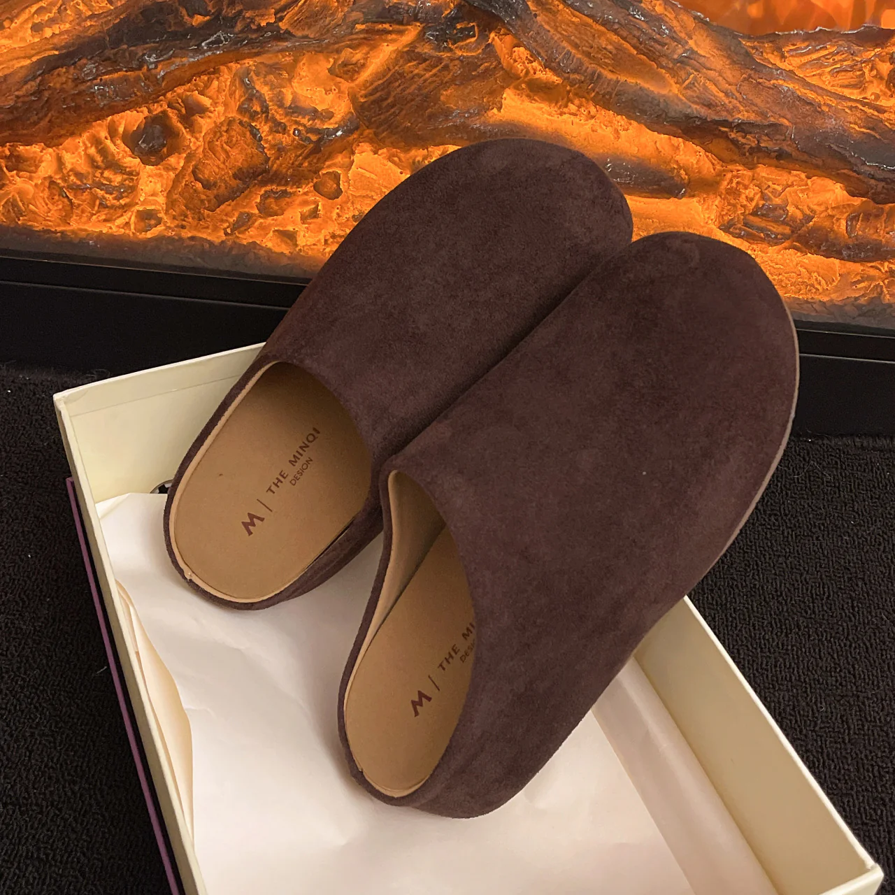 Damen Bequeme Clogs aus weichem Wildleder mit ergonomischem Fußbett Heidi Mode - Image 2