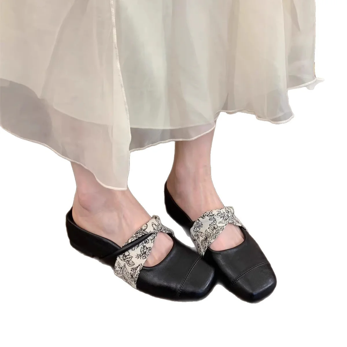 Damen Bequeme Slingback-Schuhe mit floralem Riemen Heidi Mode - Image 5
