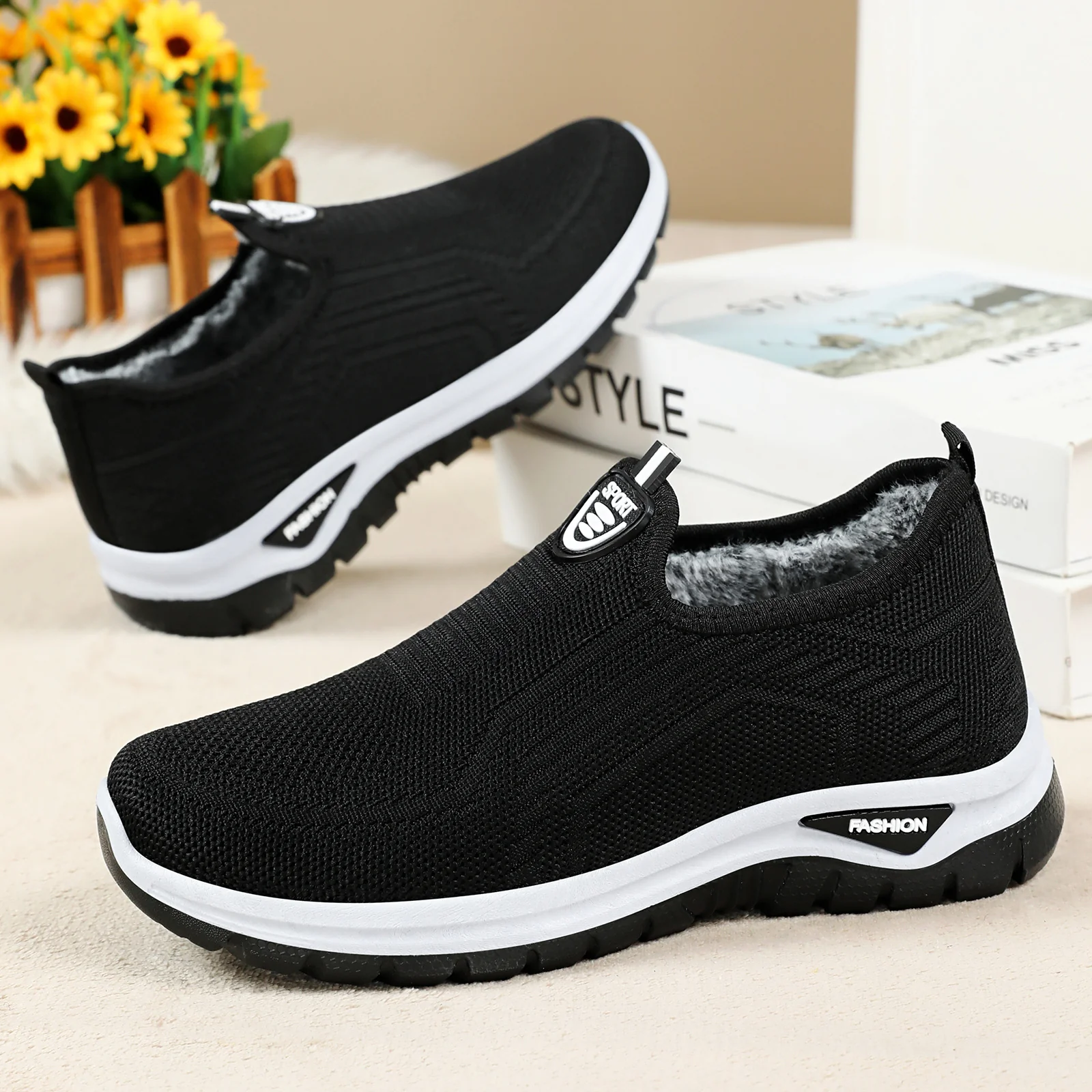 Damen Bequeme Slip-On Freizeitschuhe mit atmungsaktivem Strickdesign Heidi Mode - Image 2