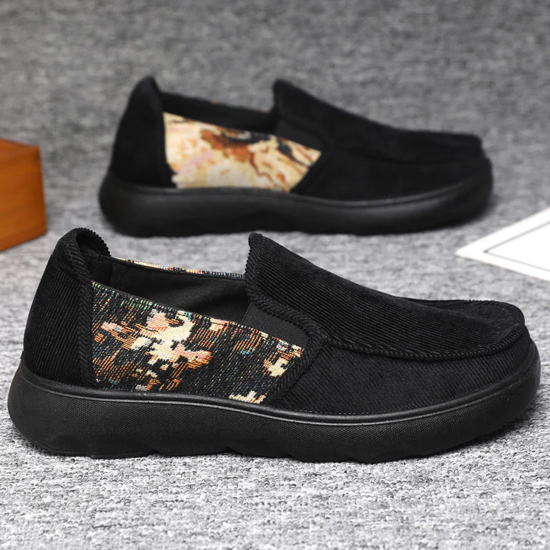 Damen Bequeme Slip-On Schuhe mit floralem Stoffeinsatz Heidi Mode - Image 2