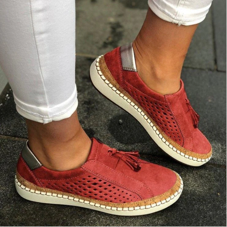 Damen bequeme Slip-On Sneakers mit atmungsaktiver Oberflächenstruktur und modischen Quasten Heidi Mode - Image 4