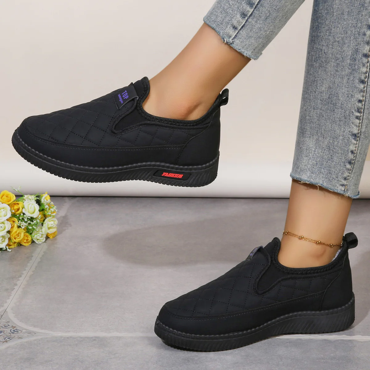 Damen Bequeme Slip-On Sneakers mit gepolsterter Sohle Heidi Mode - Image 4