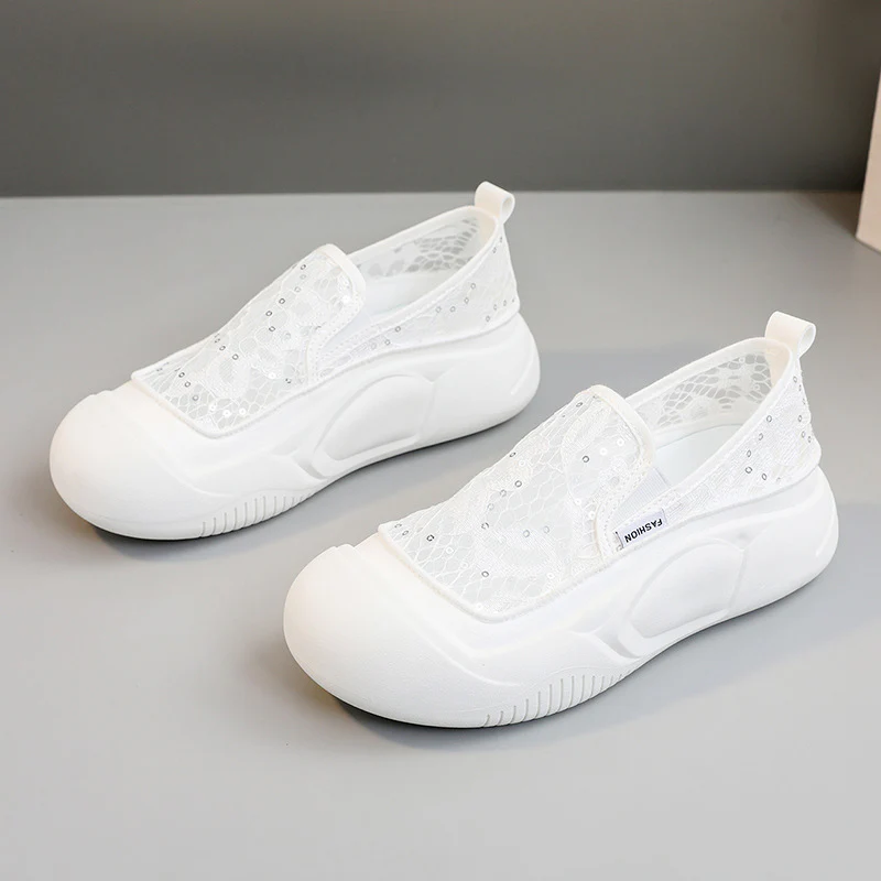 Damen bequeme Slip-On Sneakers mit luftiger Spitze und elastischem Riemen Heidi Mode - Image 8