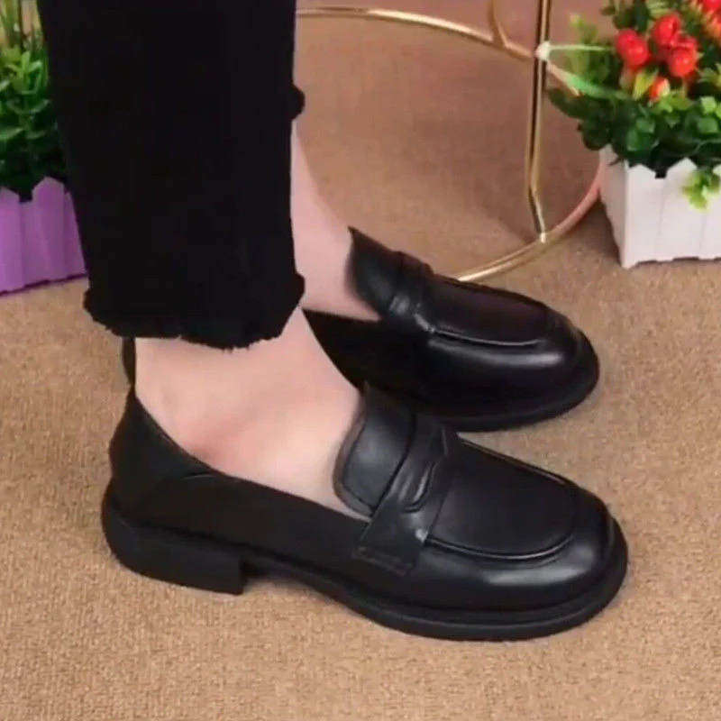 Damen bequeme Slipper mit breitem Klettverschluss und rutschfester Sohle Heidi Mode - Image 3