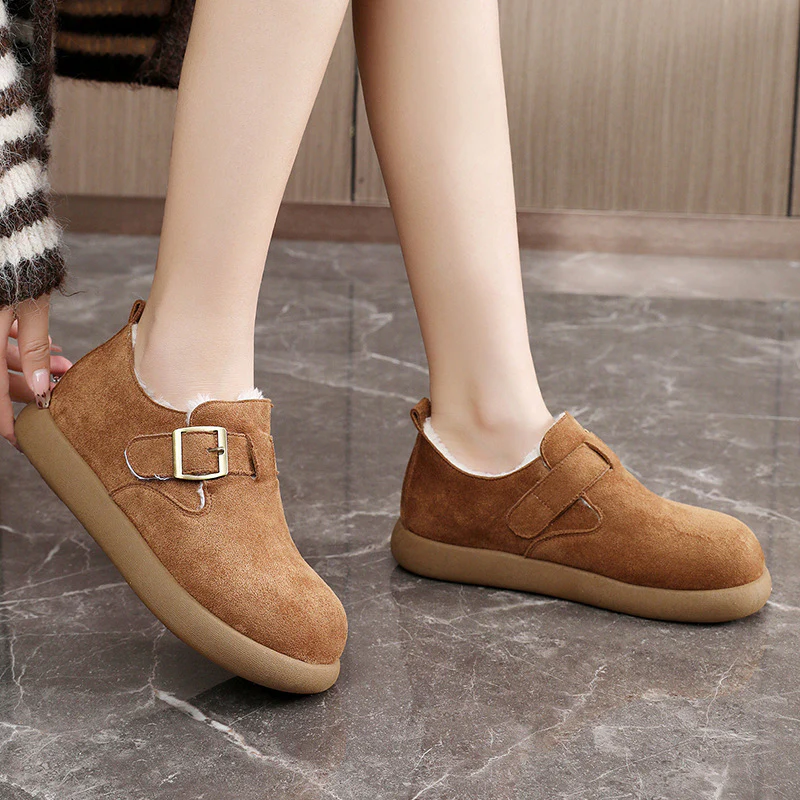 Damen Bequeme Slipper mit schnallenverzierung und weichem Fleece-Innenfutter Heidi Mode - Image 3