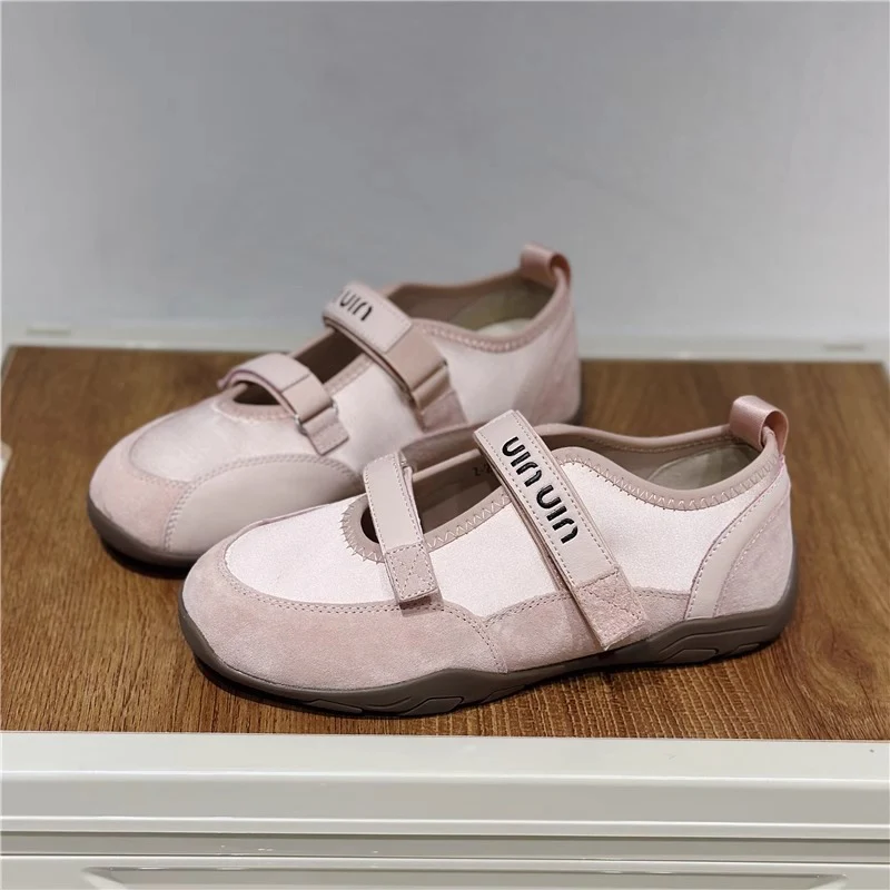 Damen Bequeme Slipper mit verstellbarem Riemen von Heidi Mode - Image 7
