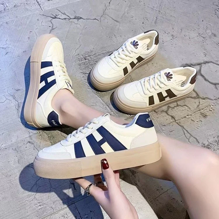 Damen Bequeme Sneakers im sportlich-eleganten Design mit atmungsaktiver Oberfläche Heidi Mode - Image 5